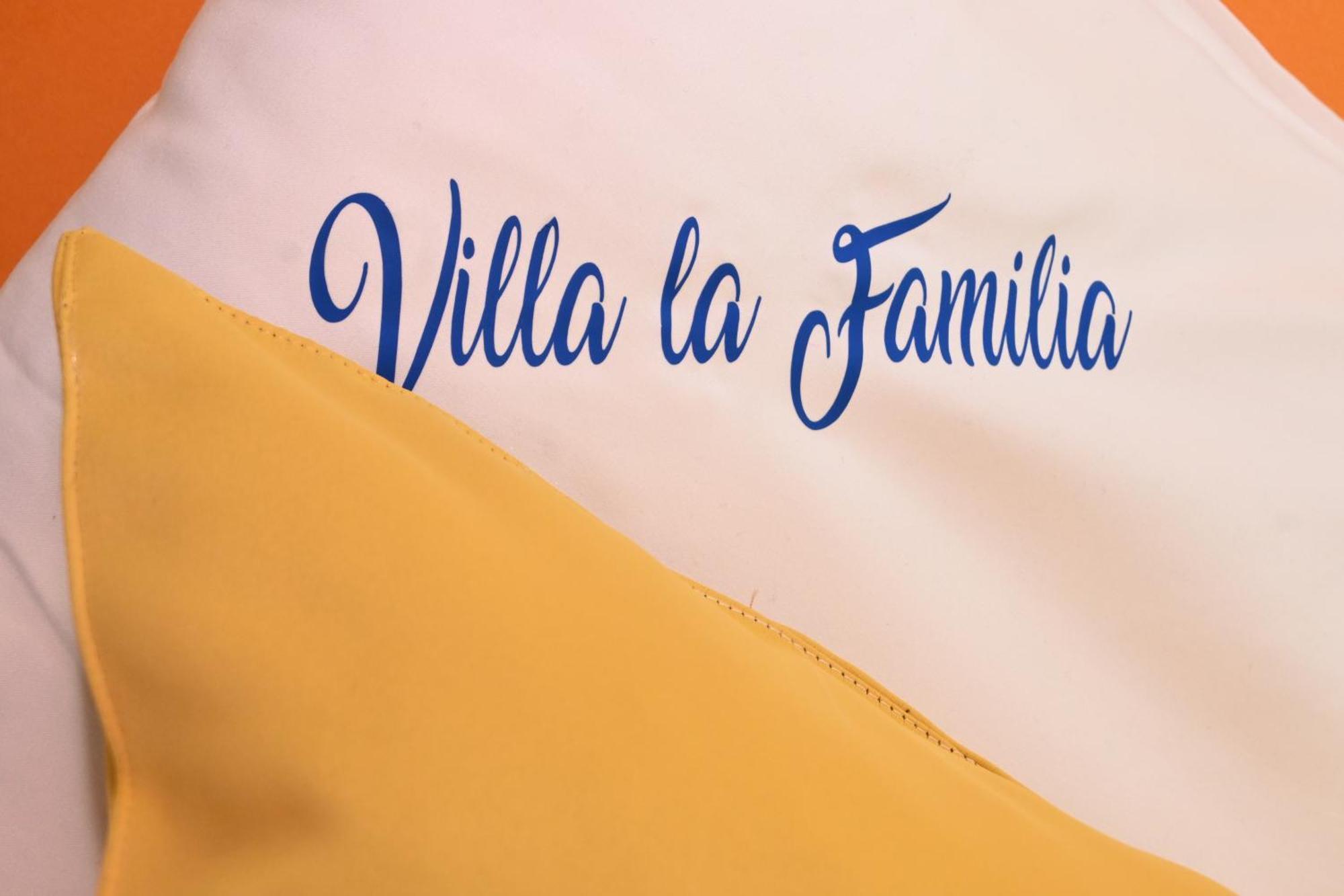 Vila La Familia Εξαμίλιο Εξωτερικό φωτογραφία